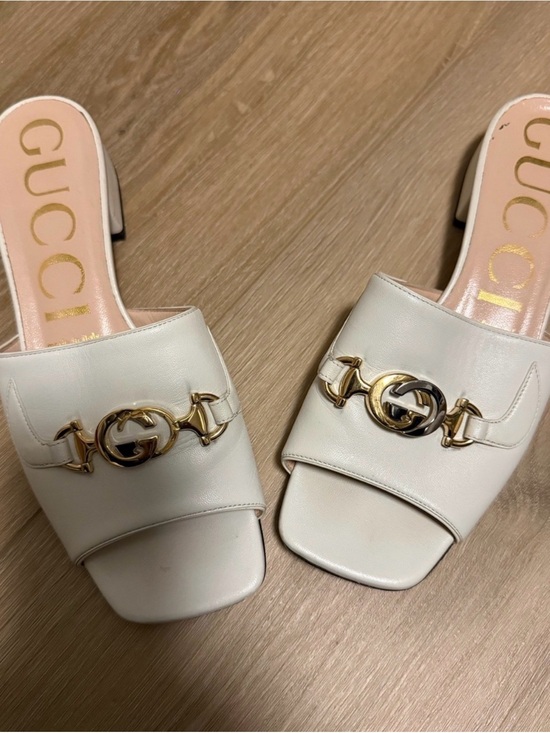 Gucci Shoes - ♥️ Authentic Gucci White Leather Horsebit Slide Mules with Gold Hardware ♥️